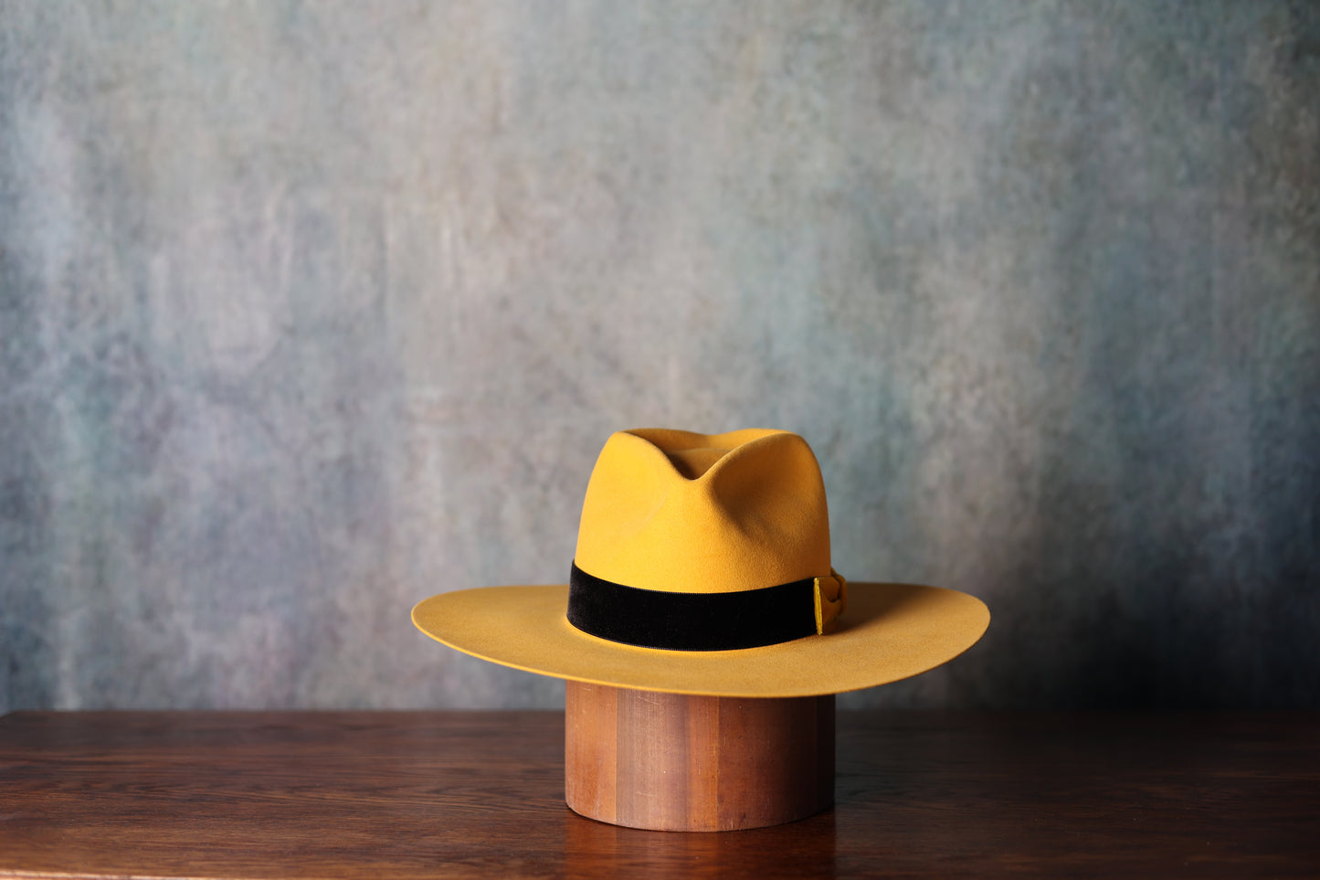 NINE70 Sonder Fashion Hat