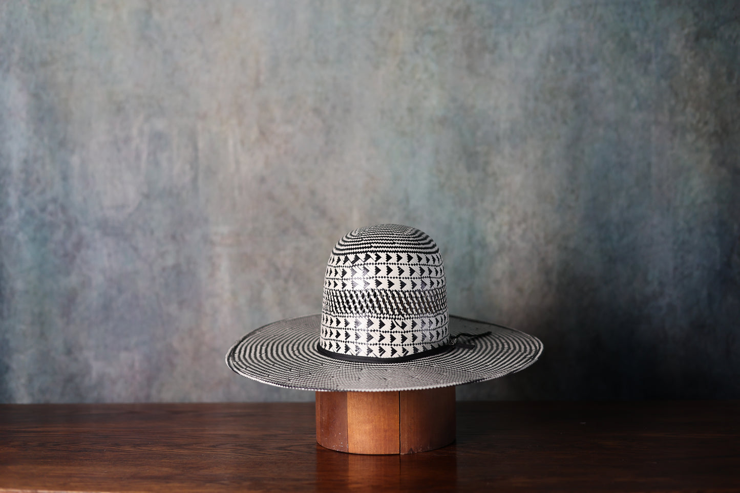 Atwood Black Bart Open Crown