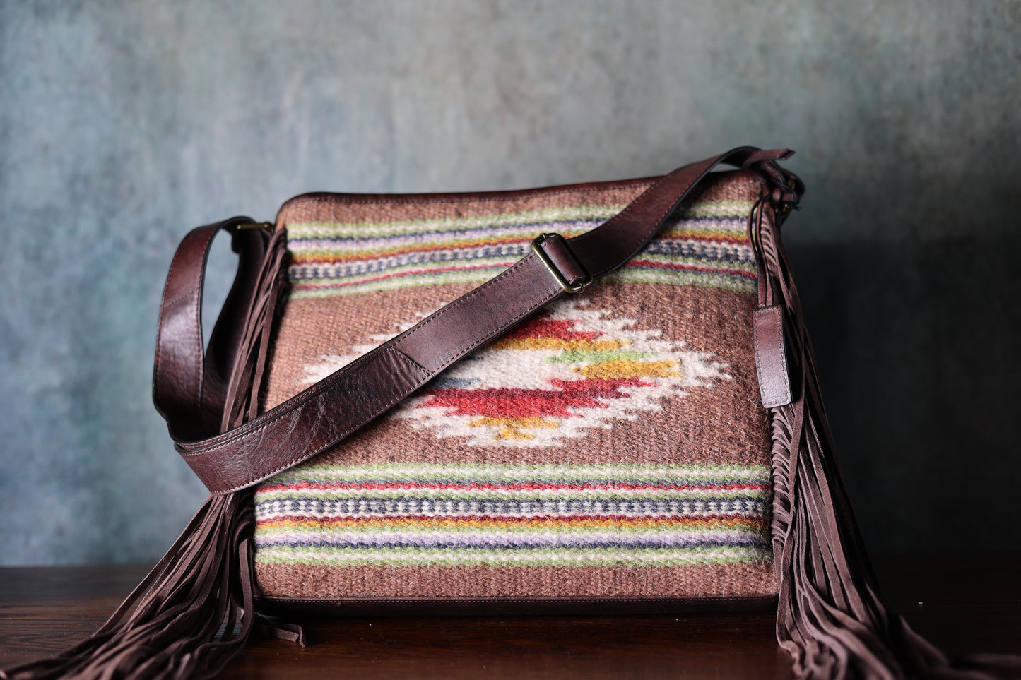 Ariat Sheridan Messenger Bag