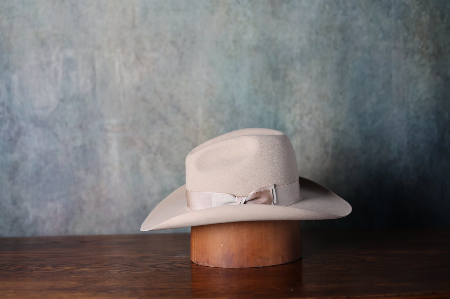 Photo of the side of the NINE70 Owens Fashion Hat from Greeley Hat Works with thick tan band, buckskin color and unisex style