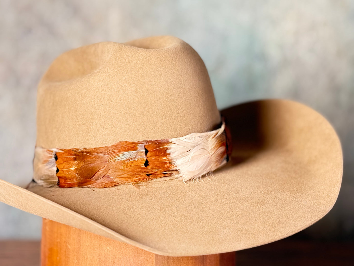Feather hat band W/hook attachment