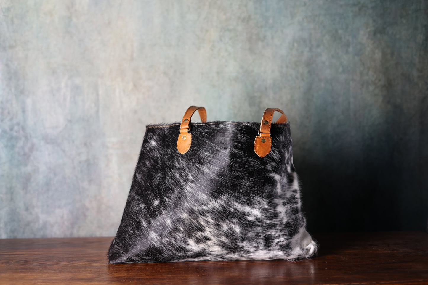 Genuine Cowhide Large Tote - Highlands Cowhide Tote Bag