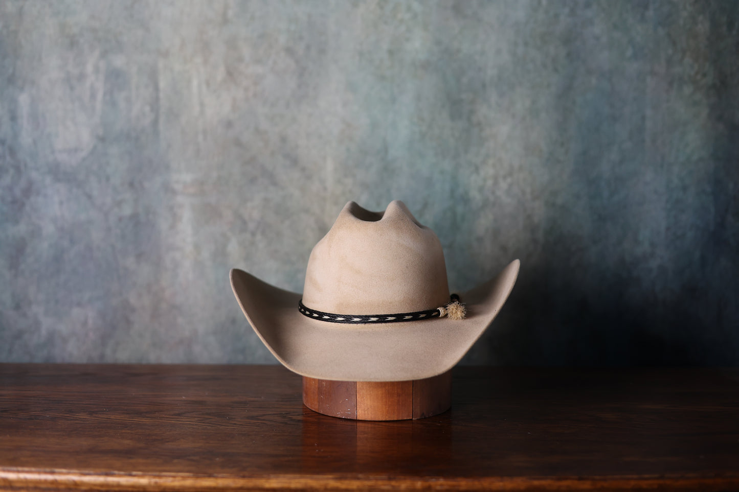 Yellowstone John Dutton Distressed Cowboy Hat