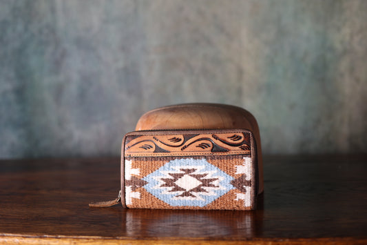Ariat Blanket Wallet With Tooling