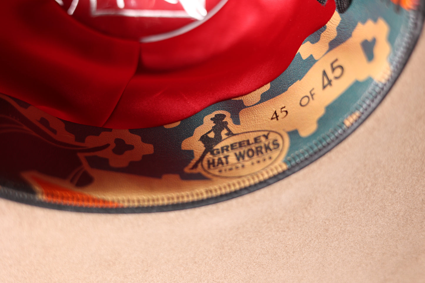 Limited Edition GHW x Cheyenne Frontier Days Western Art Show 45th Anniversary Hat + Carrier