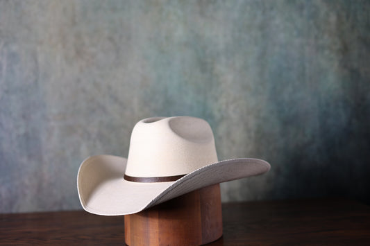 Atwood Hereford 30x Low Crown