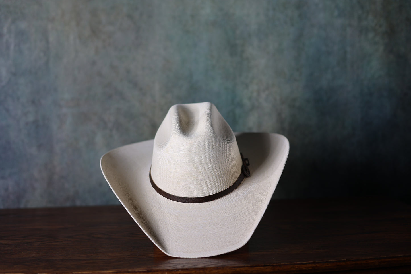 Atwood Hereford 30x Low Crown