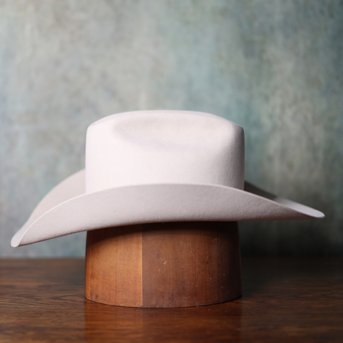 Defined Cattleman + Cattleman  — side view